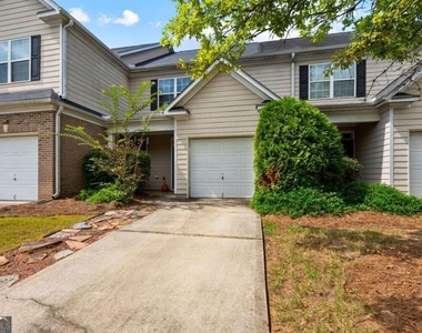 143 Granite Way - Photo Thumbnail 1
