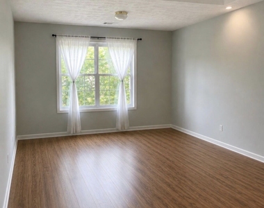 2755 Jona Trail - Photo Thumbnail 11