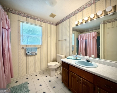 103 Brookdale Court - Photo Thumbnail 11