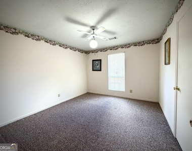 103 Brookdale Court - Photo Thumbnail 14