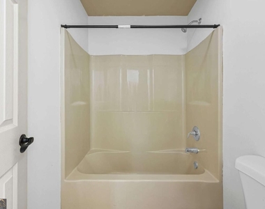 578 Hardy Water Drive - Photo Thumbnail 25