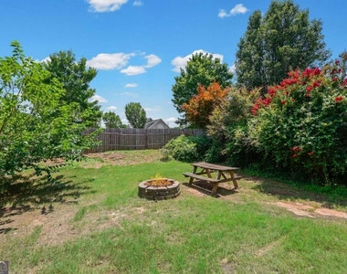 578 Hardy Water Drive - Photo Thumbnail 28