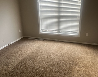 3405 Endicott Lane - Photo Thumbnail 2