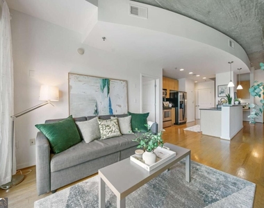 250 Pharr Road Ne - Photo Thumbnail 12