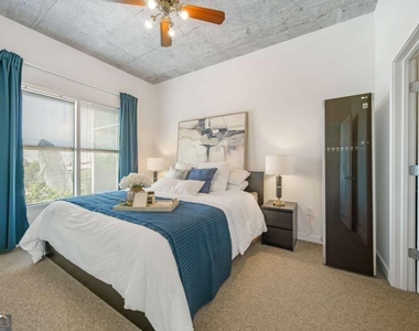 250 Pharr Road Ne - Photo Thumbnail 13