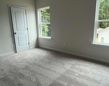 170 Marion Drive - Photo Thumbnail 23