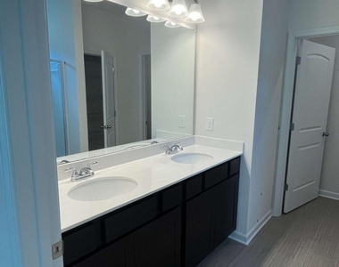 170 Marion Drive - Photo Thumbnail 16