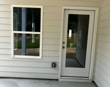 170 Marion Drive - Photo Thumbnail 28