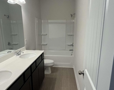 170 Marion Drive - Photo Thumbnail 26