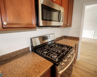 258 Brookcliff Drive - Photo Thumbnail 9