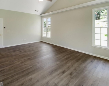 258 Brookcliff Drive - Photo Thumbnail 16
