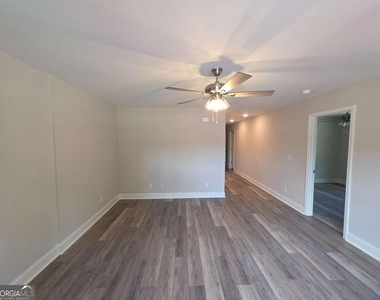 212b Tabor Drive - Photo Thumbnail 4