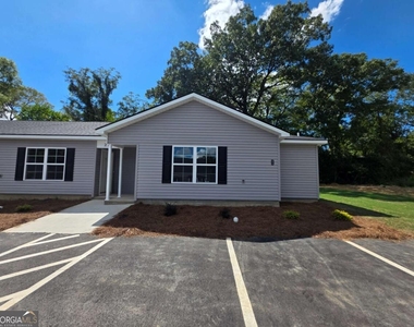 212b Tabor Drive - Photo Thumbnail 2