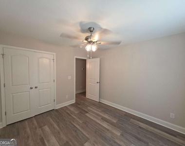 212b Tabor Drive - Photo Thumbnail 11