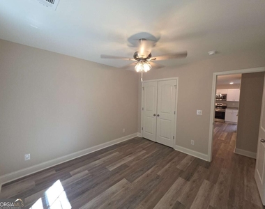 212b Tabor Drive - Photo Thumbnail 10