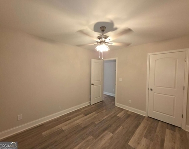 212b Tabor Drive - Photo Thumbnail 13