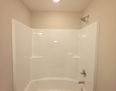 212b Tabor Drive - Photo Thumbnail 14