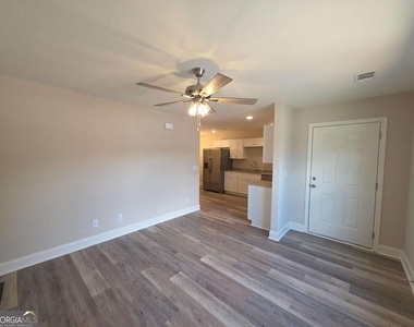 212b Tabor Drive - Photo Thumbnail 3