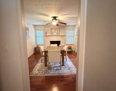 240 Davis Street - Photo Thumbnail 3