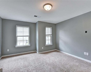 5605 Bright Cross Way - Photo Thumbnail 35
