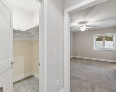 2974 Hermance Drive Ne - Photo Thumbnail 48