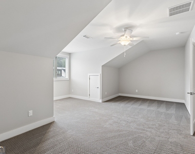 2974 Hermance Drive Ne - Photo Thumbnail 36