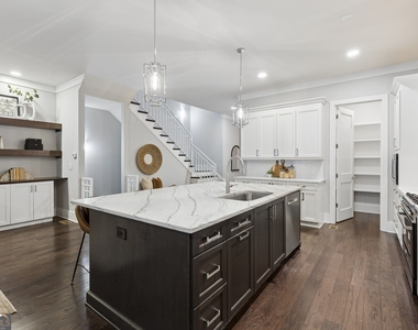 2974 Hermance Drive Ne - Photo Thumbnail 8