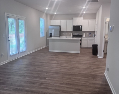 61 Weymouth Drive - Photo Thumbnail 1
