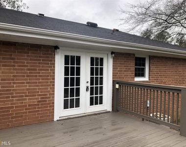 336 Whitehead Road - Photo Thumbnail 19