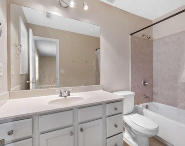 375 Winding River Drive - Photo Thumbnail 14