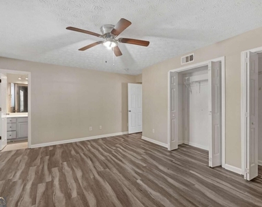 375 Winding River Drive - Photo Thumbnail 13