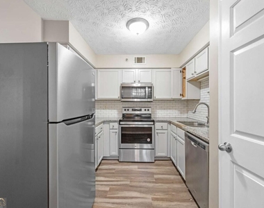 375 Winding River Drive - Photo Thumbnail 7
