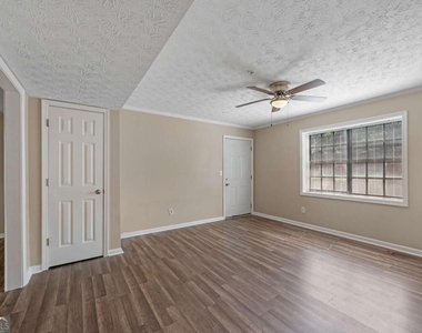 375 Winding River Drive - Photo Thumbnail 3