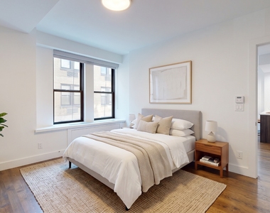 666 West End Avenue - Photo Thumbnail 6