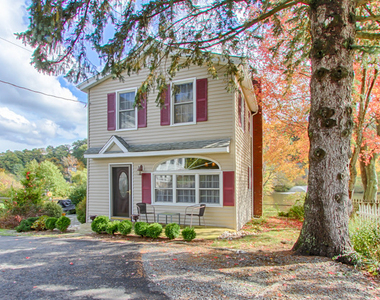 16 Mendham Ave - Photo Thumbnail 19