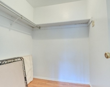 918 Merritt Dr - Photo Thumbnail 14