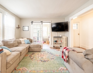 10 Marshall St - Photo Thumbnail 8