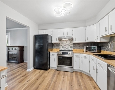 74 Farm Rd - Photo Thumbnail 9
