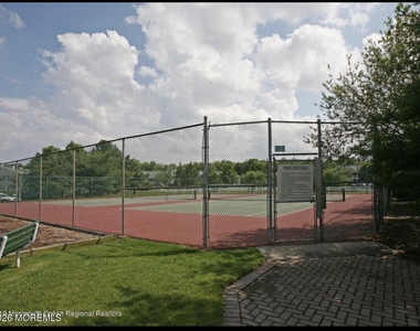 62 Secretariat Court - Photo Thumbnail 31
