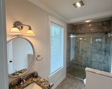 23 Niblick Street - Photo Thumbnail 12