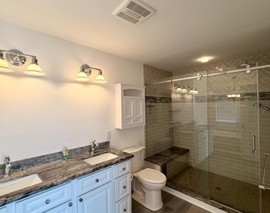 23 Niblick Street - Photo Thumbnail 20