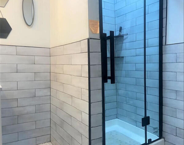 123 Franklin Avenue - Photo Thumbnail 13