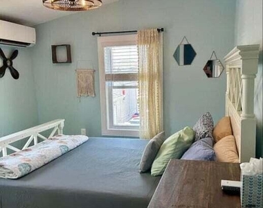 123 Franklin Avenue - Photo Thumbnail 8