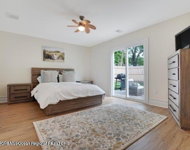 68 Berry Place - Photo Thumbnail 7