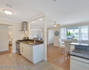 68 Berry Place - Photo Thumbnail 6