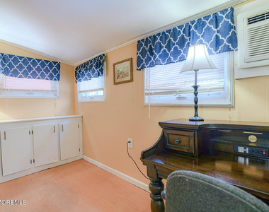 21 Embury Avenue - Photo Thumbnail 16