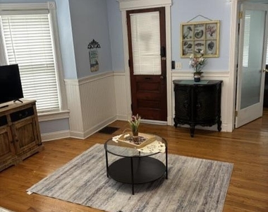 67 Broadway - Photo Thumbnail 2