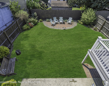 611 Park Place Avenue - Photo Thumbnail 3