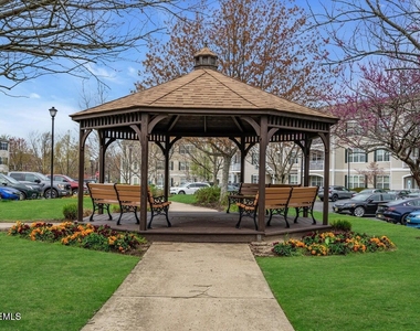 514 Sloan Court - Photo Thumbnail 24