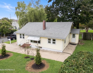 92 Asbury Avenue - Photo Thumbnail 4